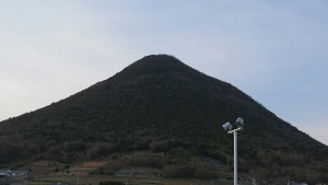 飯野山